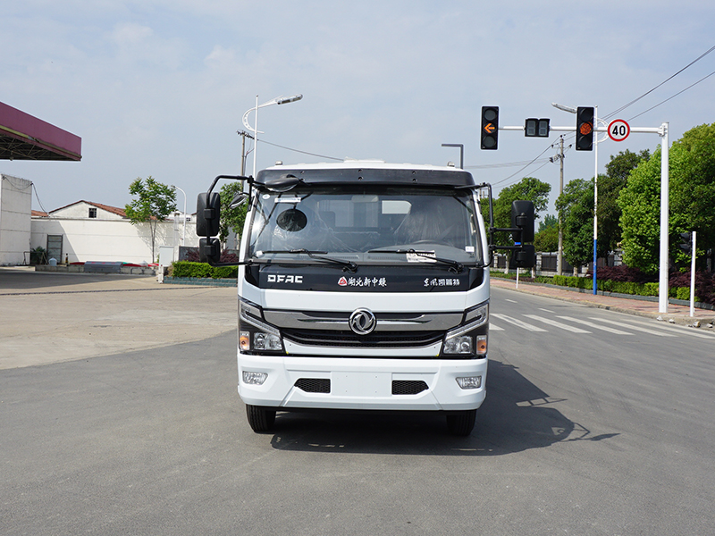 中潔牌XZL5080ZYSBEV型純電動(dòng)壓縮式垃圾車(chē)