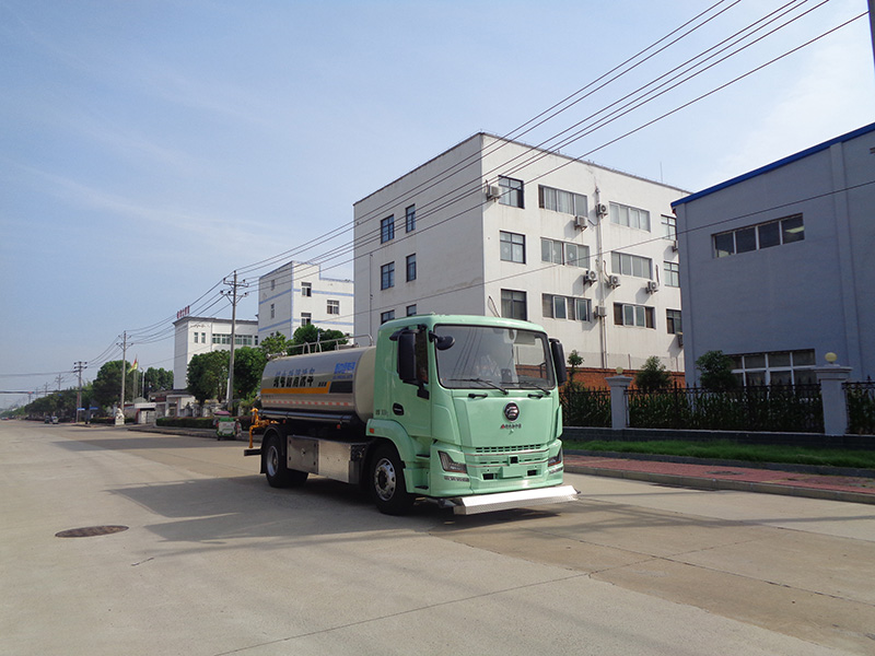 XZL5183GQXBEV型純電動(dòng)清洗車