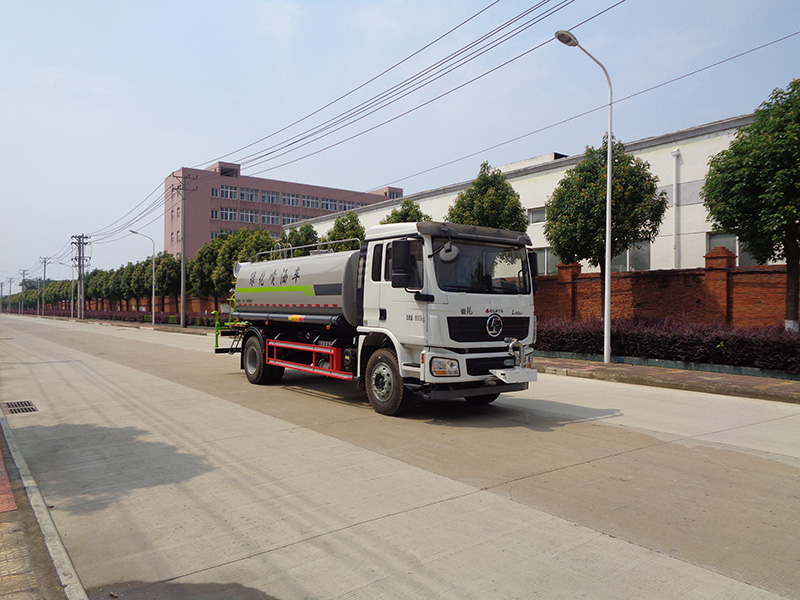 XZL5188GPS6S型綠化噴灑車(chē)